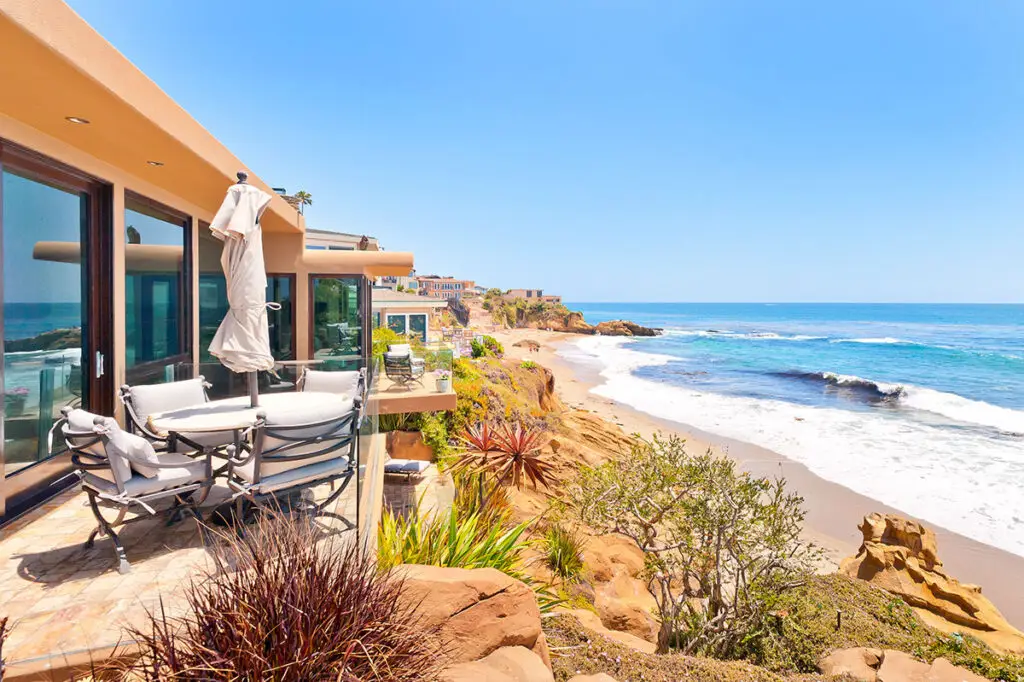 ocean front home with clean windows after salt water stained there view