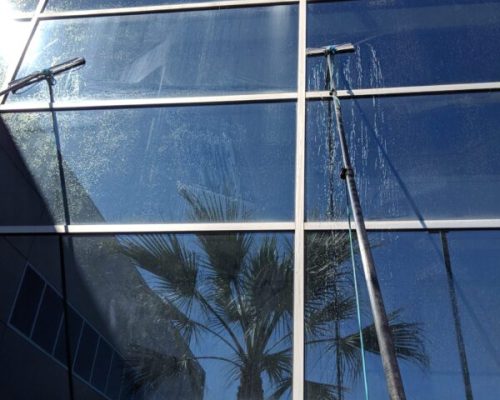 Irvine commerical buildings getting their window washed